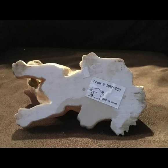 Golden Puppy With Collar Figurine - Picture 4 of 5